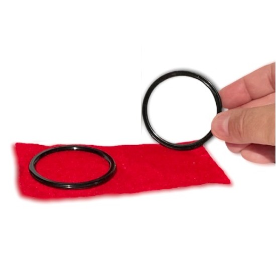Chinese Ring Illusion