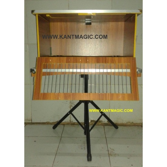 DOVE TO DOG WITH BOX